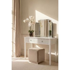 Colleta Triple Folding Mirror