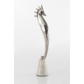 Highcrown-Skulptur Silber -view1