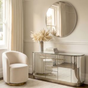 Anastasia Sideboard med Kromdetaljer