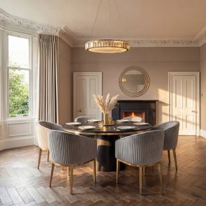 Ella Chaise de salle à manger, piétement laiton - Gris colombe