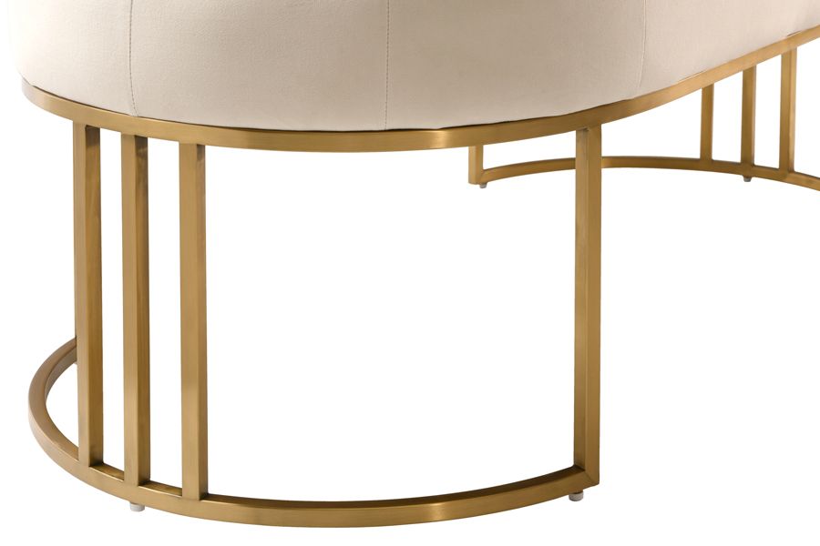 Aria Banc-view3