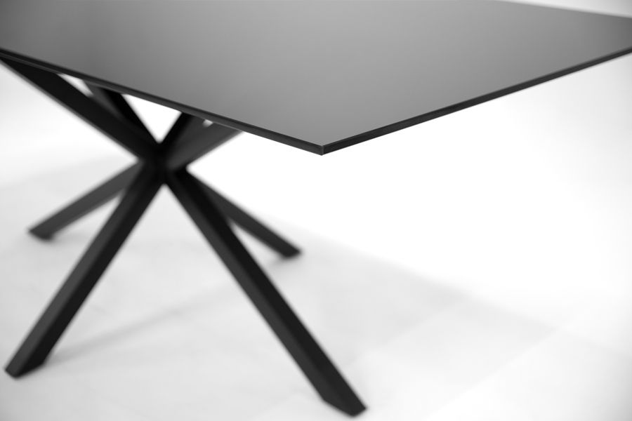 Aster Mesa de Comedor Negra-view4