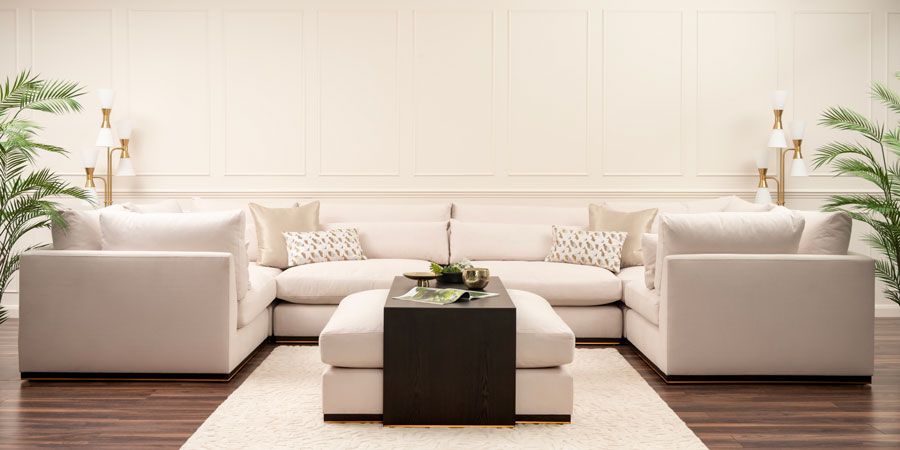 Burbank Super Lounge Suite-view4