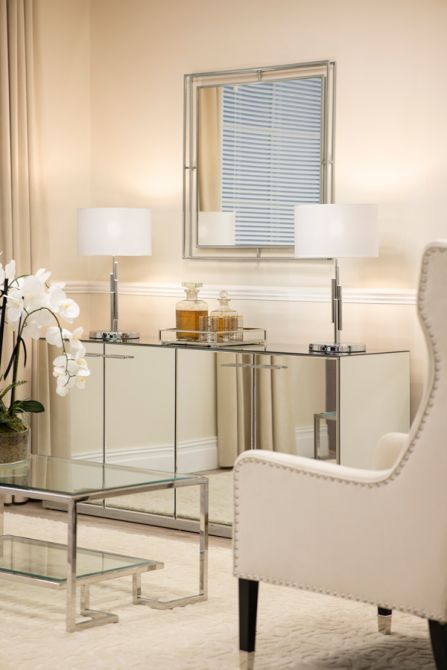 Harper Sideboard – Silberne Details-view1