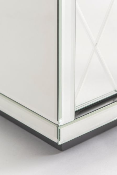 2 x Tables de chevet KNIGHTSBRIDGE à 3 tiroirs - Image #0