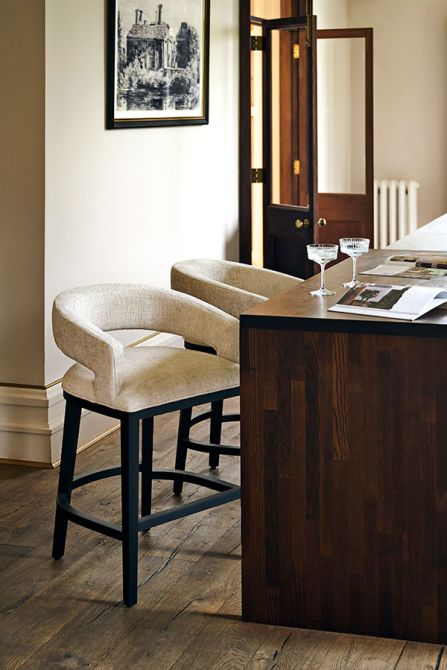Madison-Thekenhocker-view3