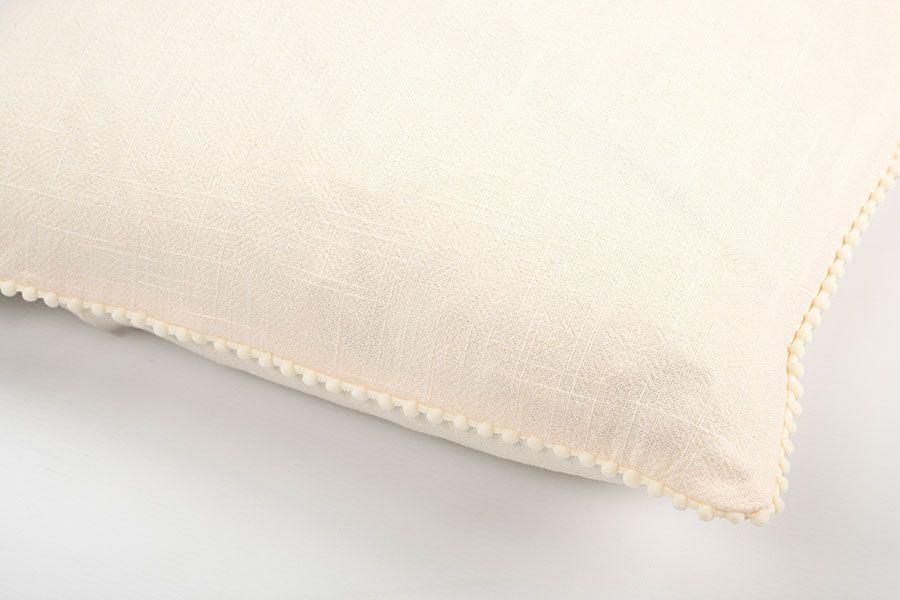 Olivia Kissen Quadratisch Geschoren-view3