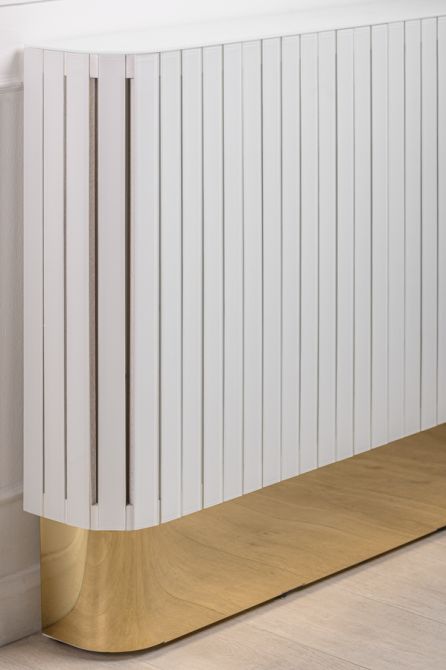 Anastasia Cache-radiateur en verre blanc, base laiton-view2