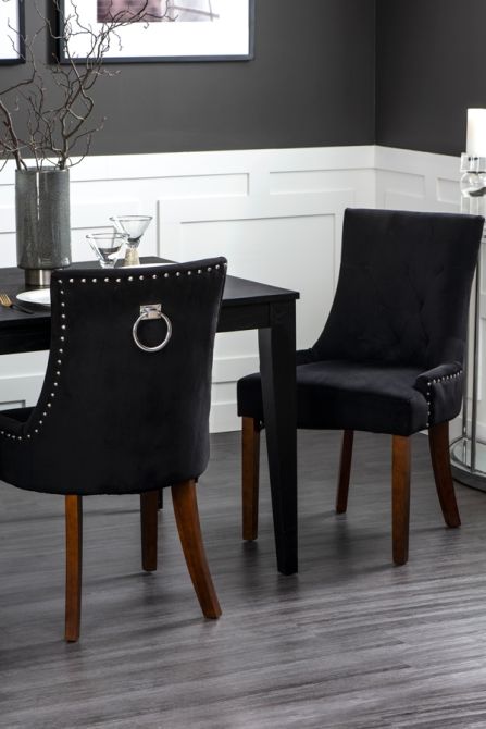 Chaise de salle à manger Torino avec anneau au dos - Noir avec pieds en noyer  - Image #0