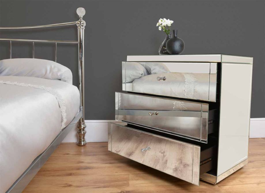 (ID:37456) Chelsea -  Mirrored  Flavia 3 Drawer/Helios-view2