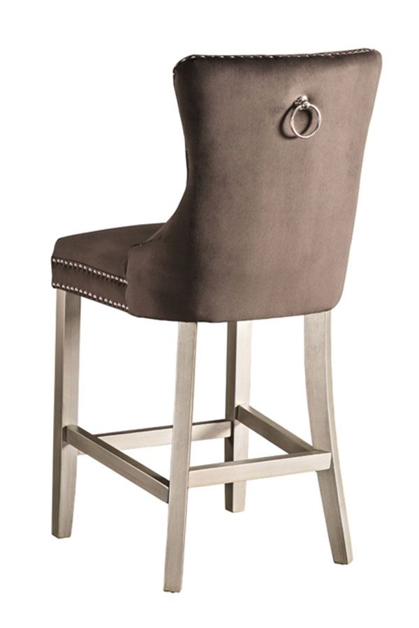 bar stool/ Buttoned bar stool/ elegant bar stool