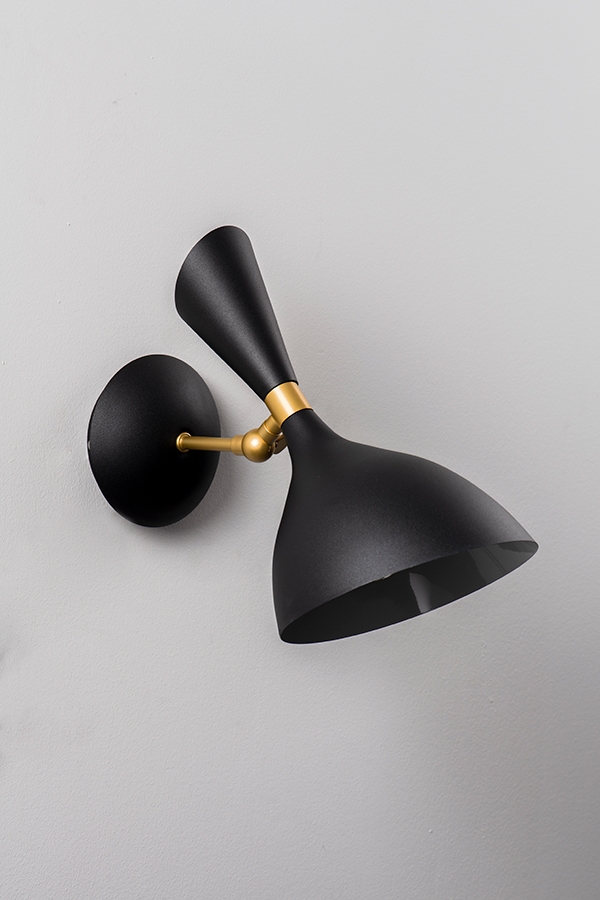 Delano Wall Light