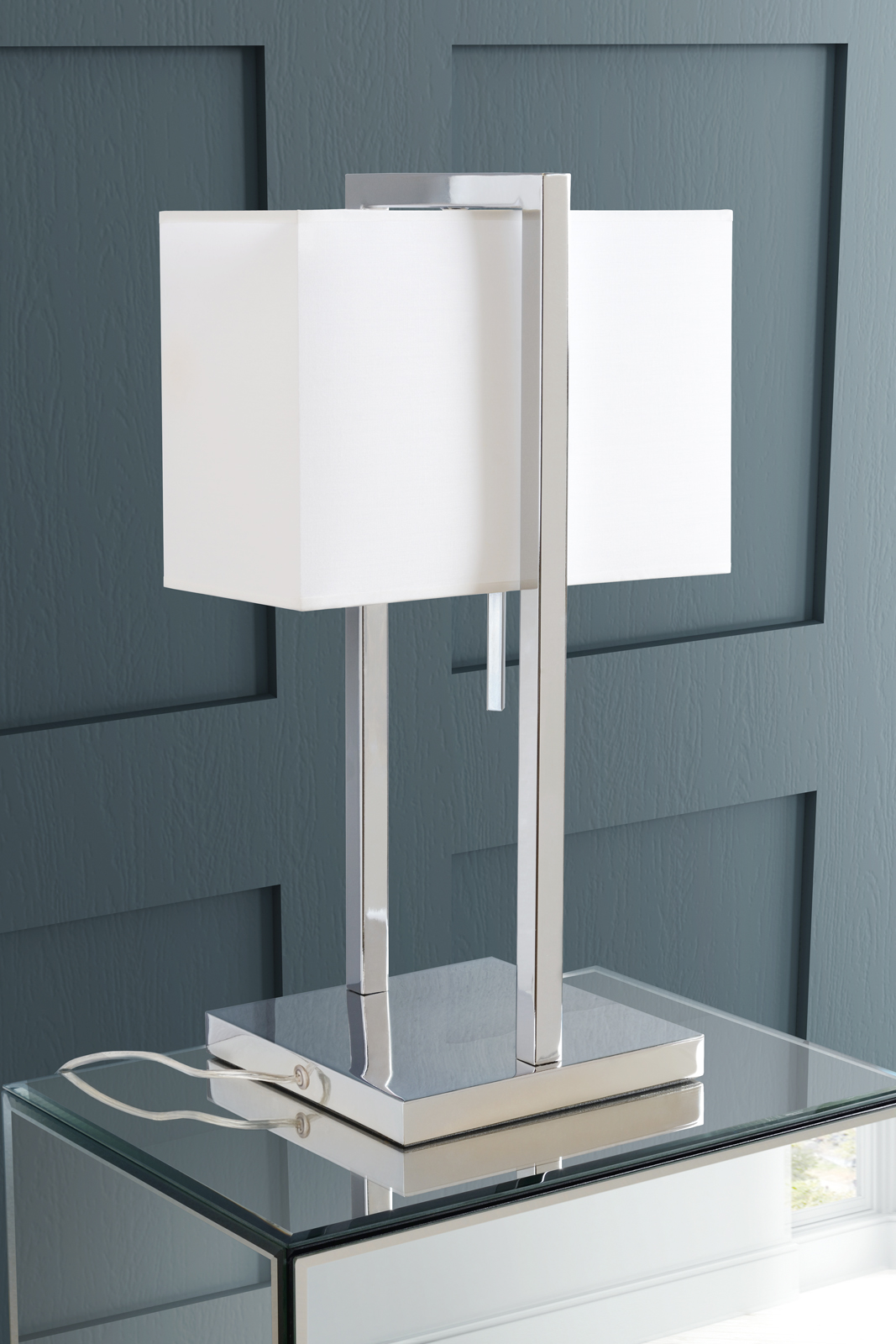 Ellington Table Light